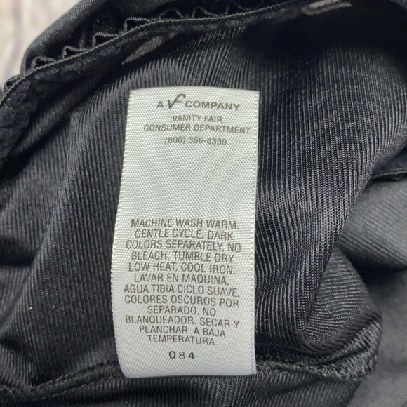 Vanity Fair Black Slip Size: Medium - Picture 14 of 16